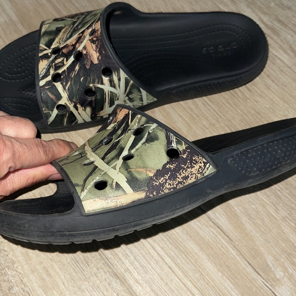 Crocs - Picture 4 of 5